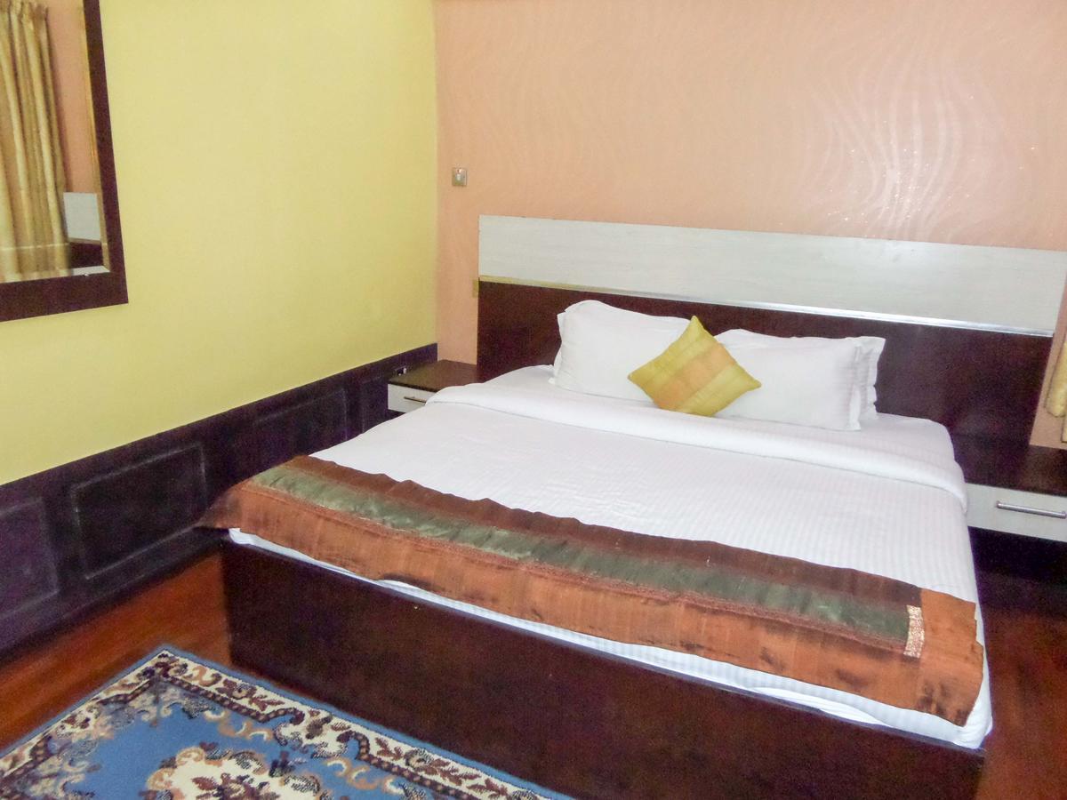 Aries Suites Lagos Exterior photo